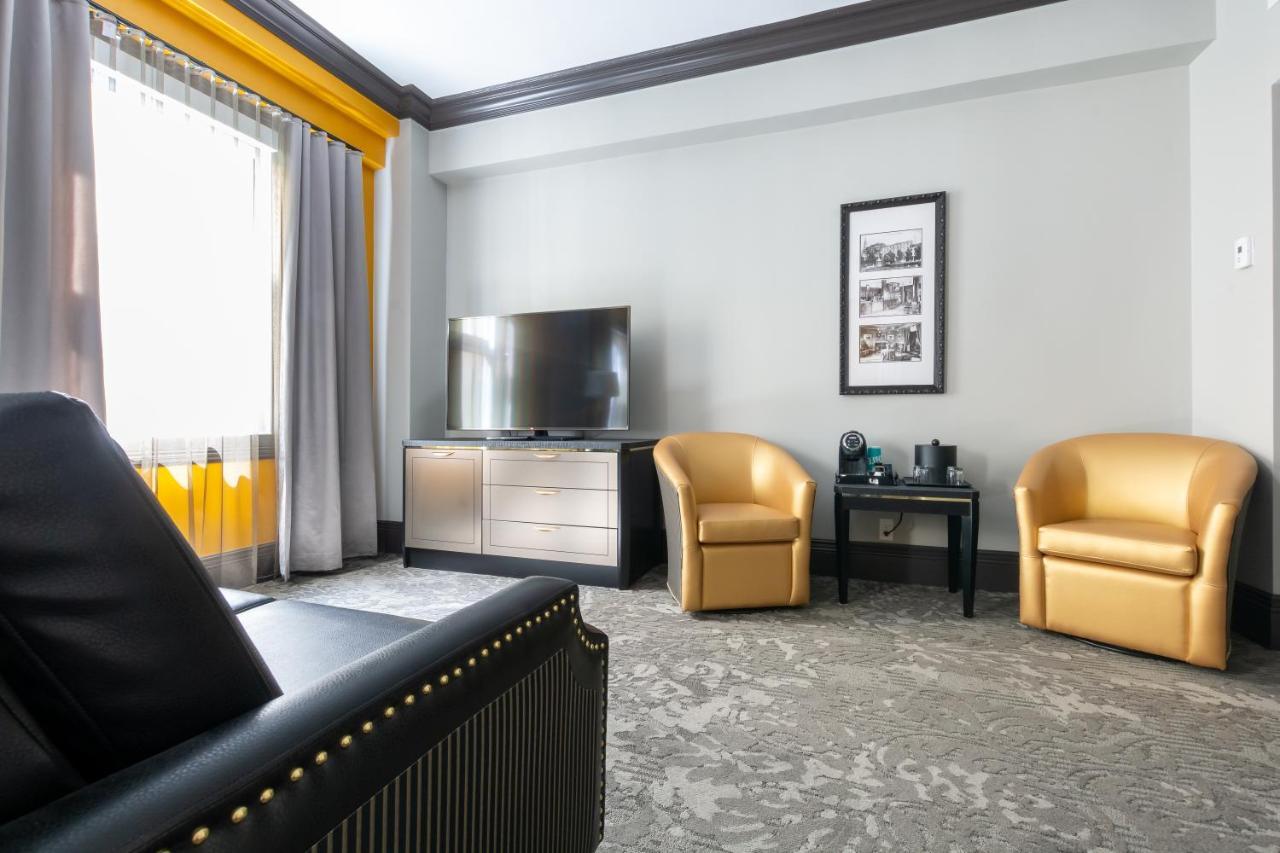 Executive Queen Room