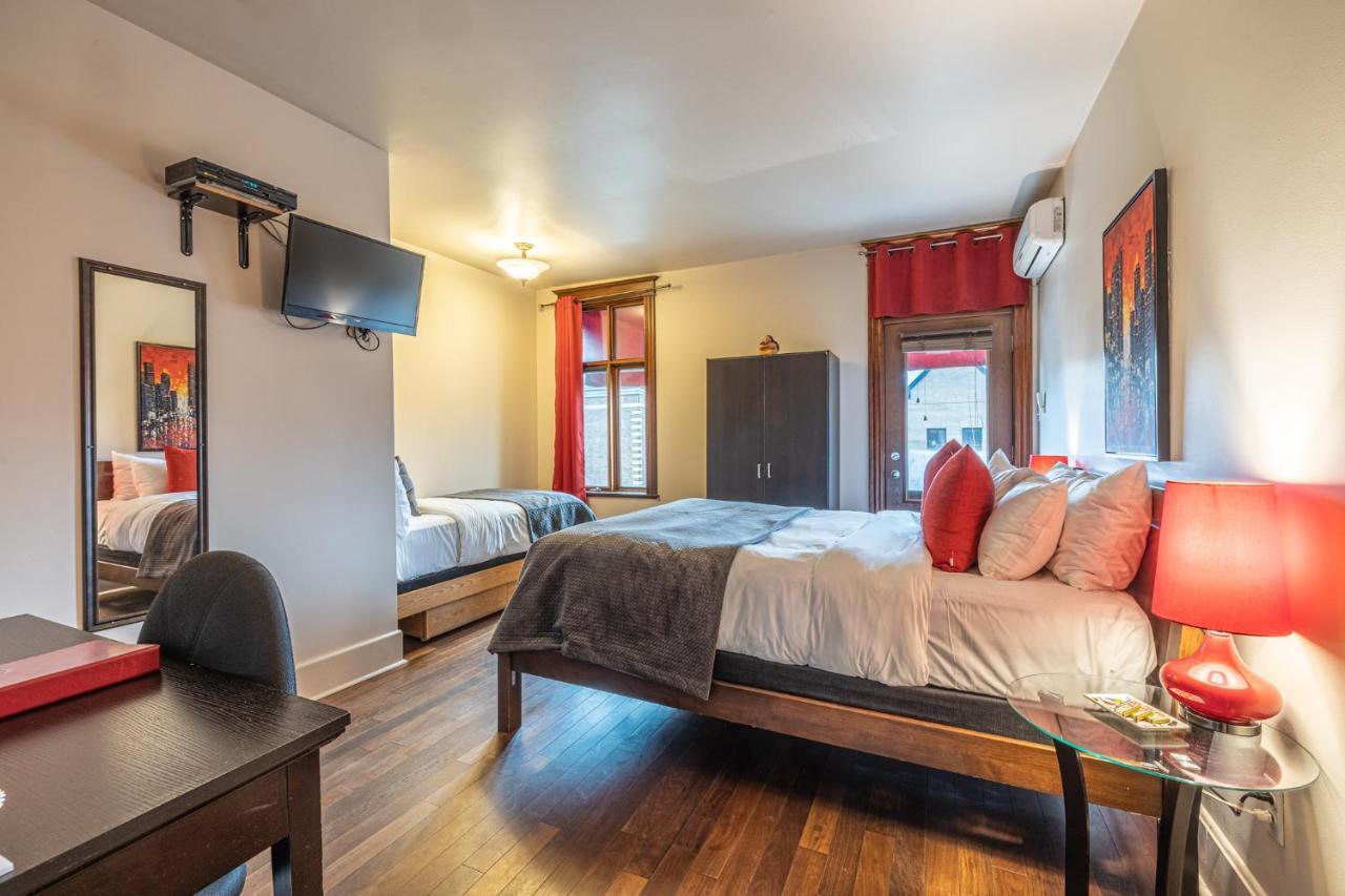 Double Bedroom #1