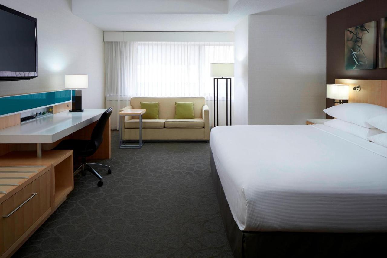 Deluxe King Room,1379561603:JPEG