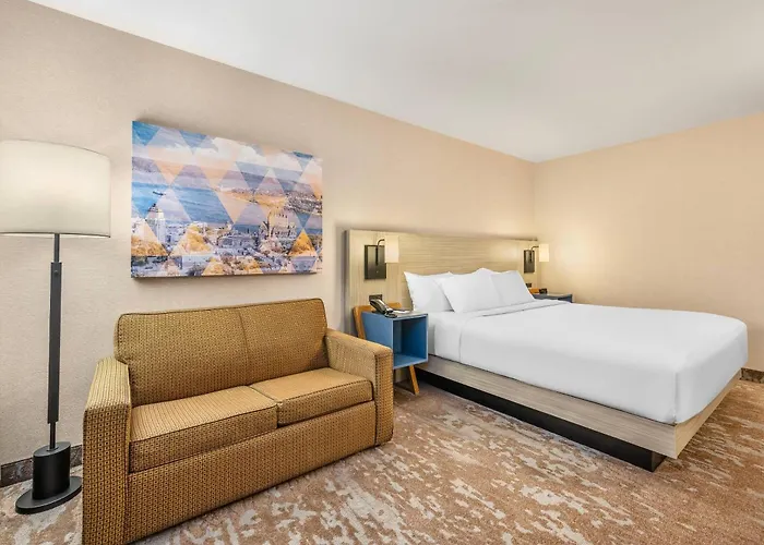 Hotels Close to Airport Comfort Airport East