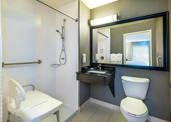 Hotels Close to Airport Comfort Airport East